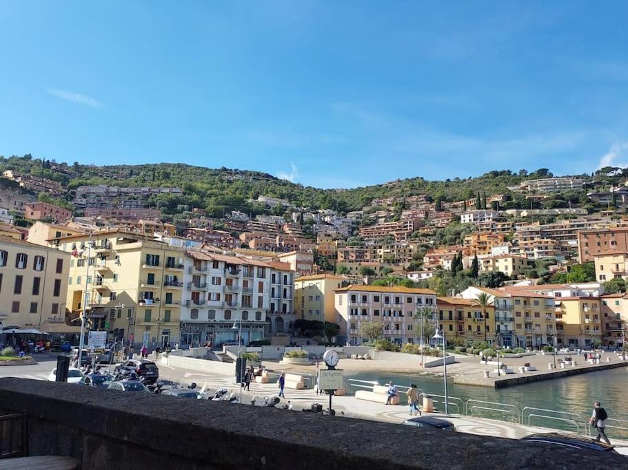 Sweet Liana Un Tuffo Nel Cuore Del Paese Porto Santo Stefano  Exteriér fotografie