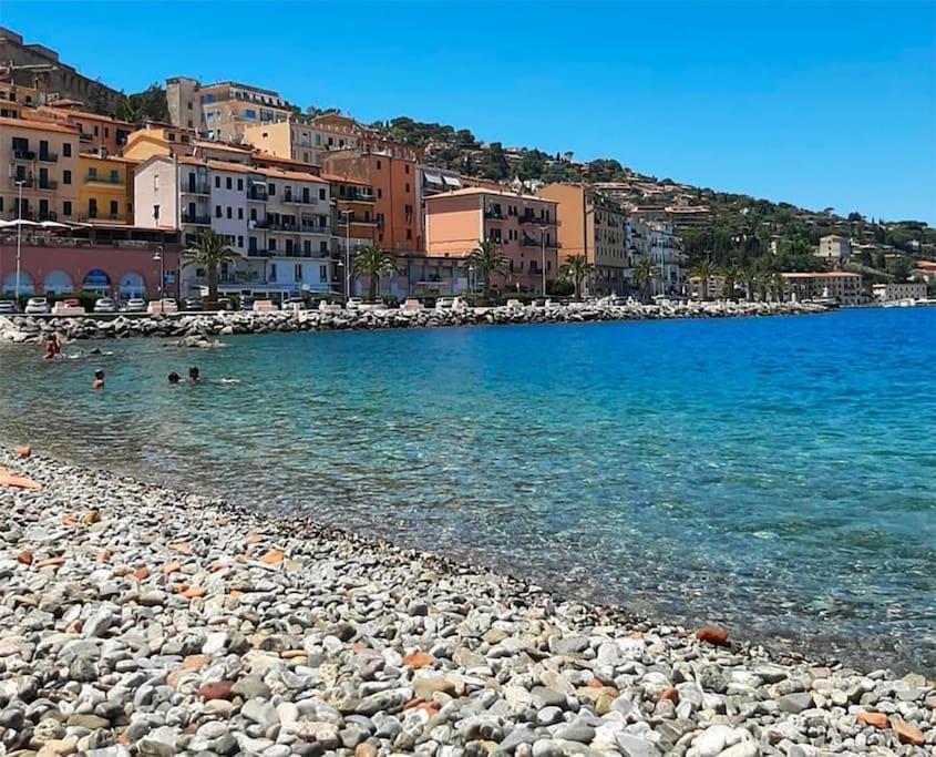Sweet Liana Un Tuffo Nel Cuore Del Paese Porto Santo Stefano  Exteriér fotografie