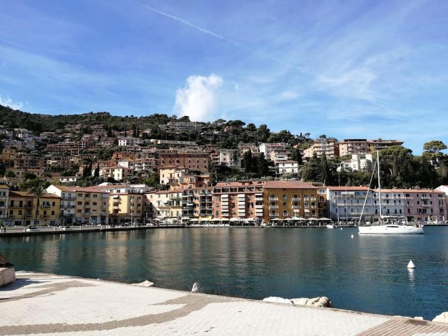 Sweet Liana Un Tuffo Nel Cuore Del Paese Porto Santo Stefano  Exteriér fotografie